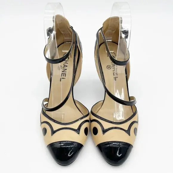 Chanel Vintage Beige Black Patent Leather Cap Toe CC Logo Strappy Heels EU 40 - Picture 5 of 16
